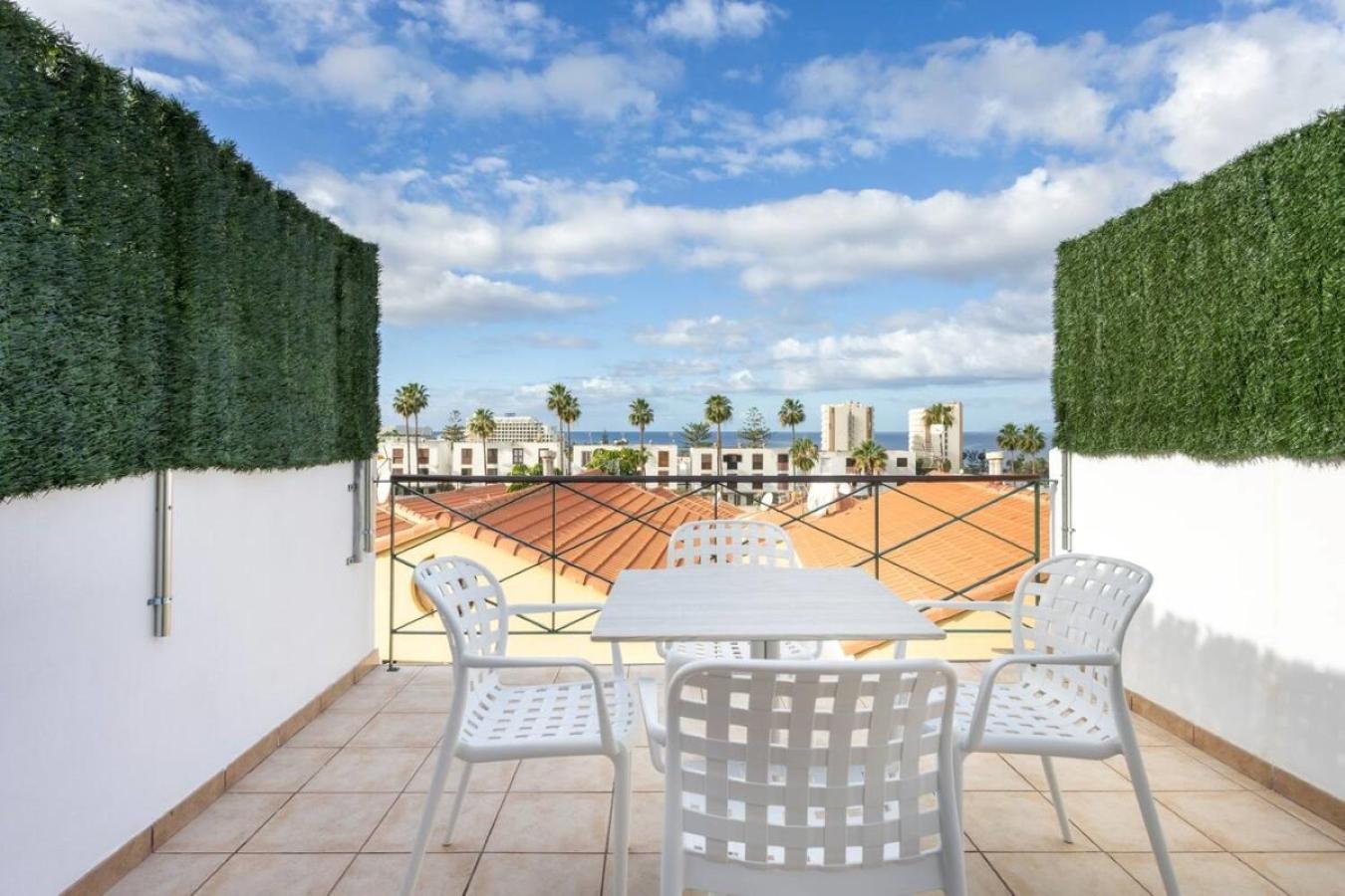 Classbnb - Two Apartments 250M From Las Americas Beach ปลายาเดลาสอเมริกาส ภายนอก รูปภาพ