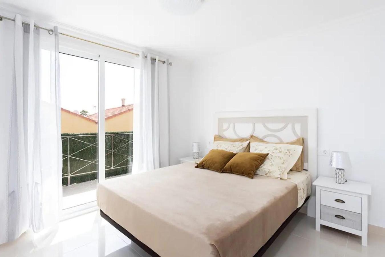 Classbnb - Two Apartments 250M From Las Americas Beach ปลายาเดลาสอเมริกาส ภายนอก รูปภาพ